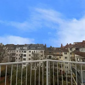 Großzügige In Der Neustadt Apartment
